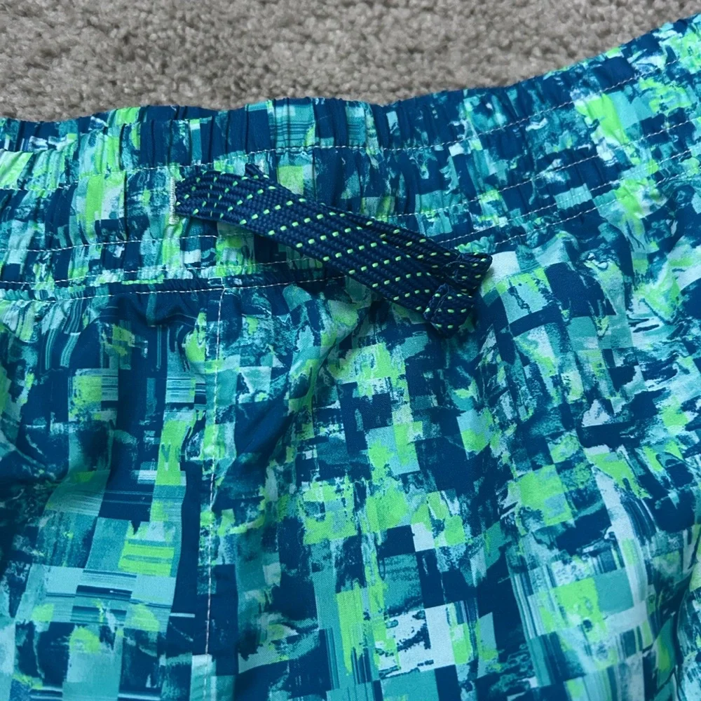 UNDER ARMOUR Girl's shorts tropical tide‎